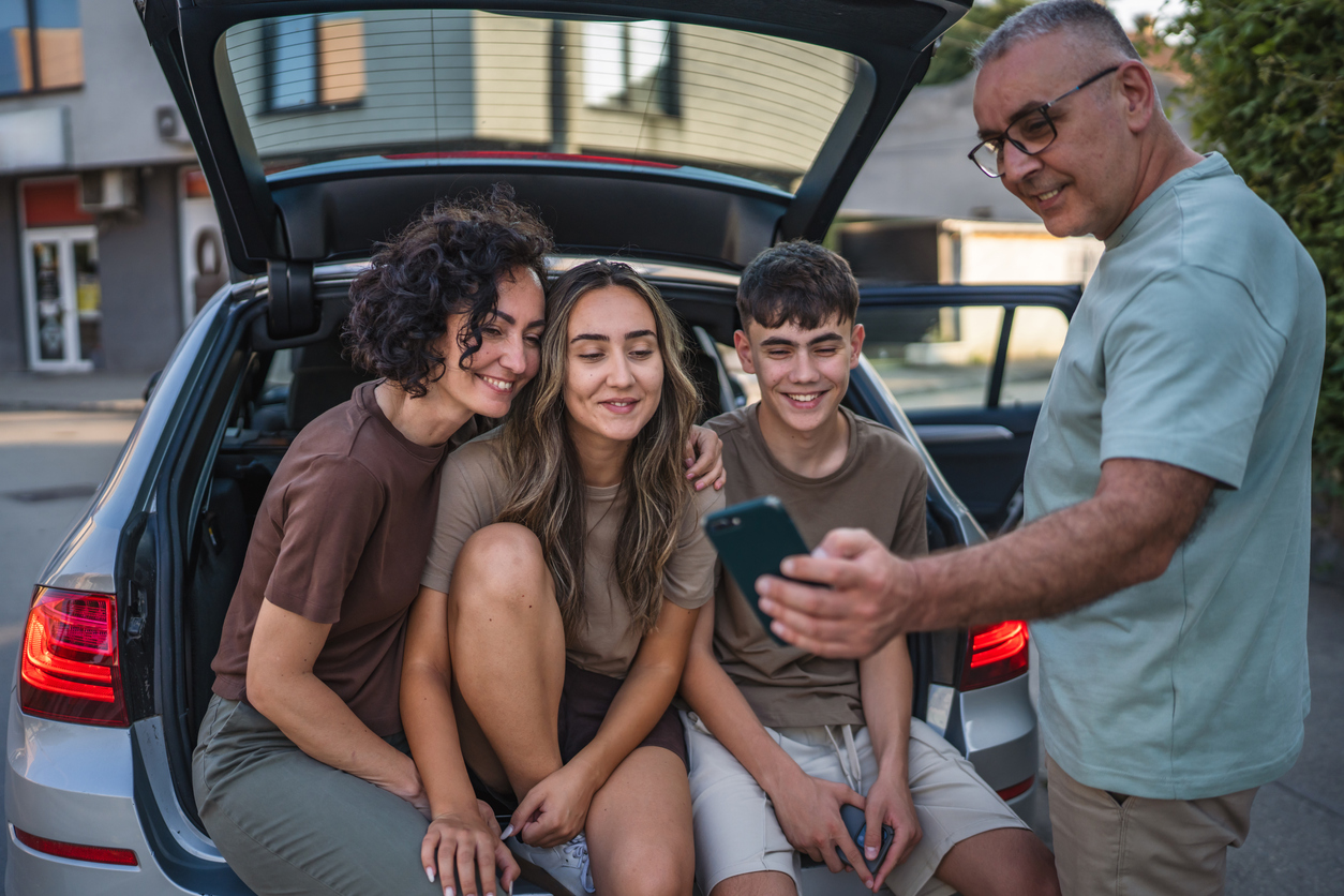 Family benefiting from Family therapy
